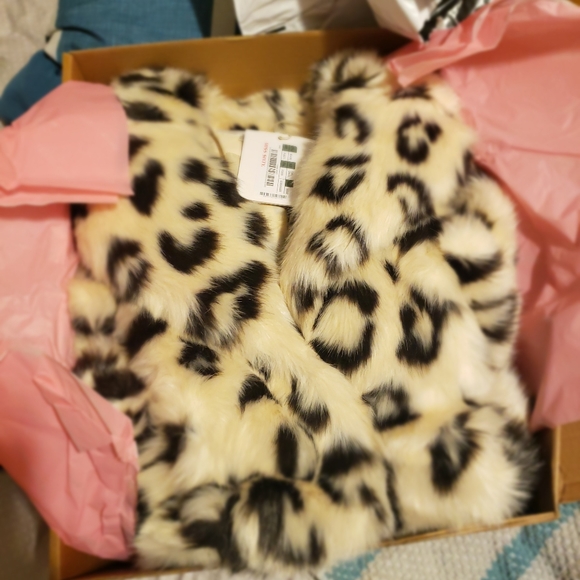 Brand new with tags Miss sixty faux fur jacket - Picture 3 of 4